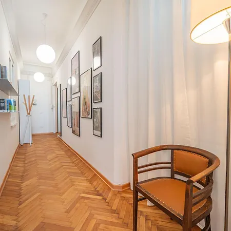 Guesthost - La Casa Di Leopold Bloom Apartament